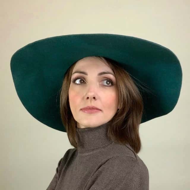 Анна Пейчева, писатель и журналист